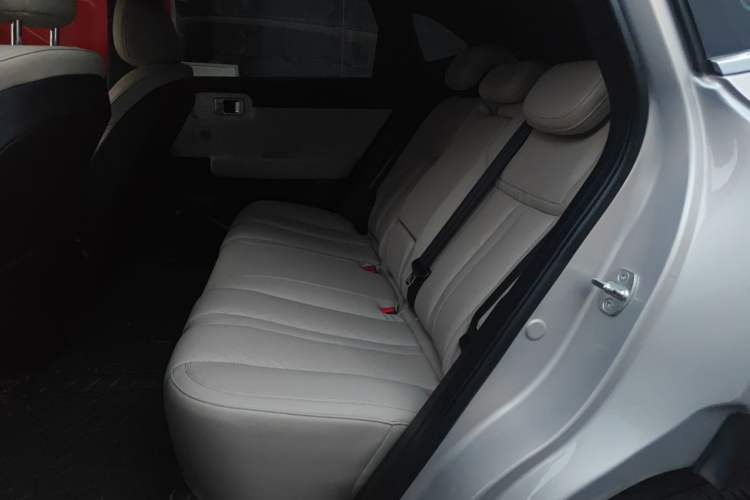 Used Wuling Xingguang S 2024 130 km Flagship Version Left Rear Seat
