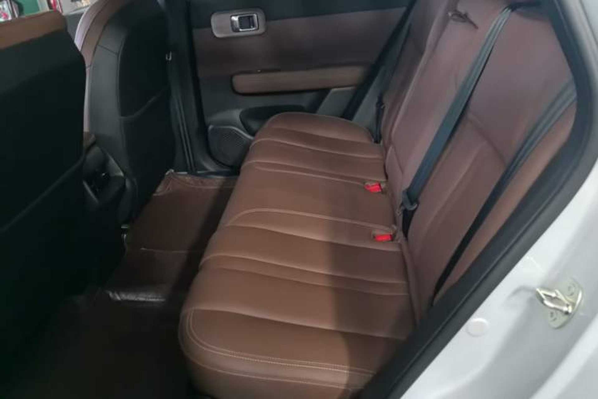 Used Wuling Xingguang S 2024 130km Flagship Version Left Rear Seat