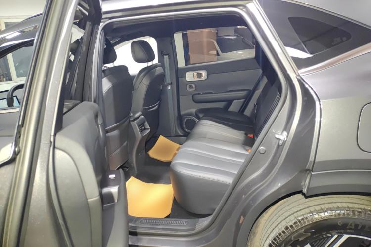 Used Wuling Xingguang S 2024 130 km Flagship Version Left Rear Seat