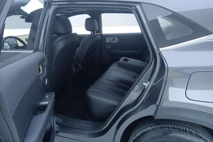 Used Wuling Xingguang S 2024 130 km Flagship Version Left Rear Seat