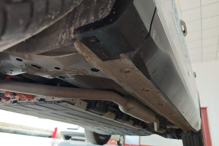 Used Wuling Xingguang S 2024 130 km Flagship Version Left Side Sill