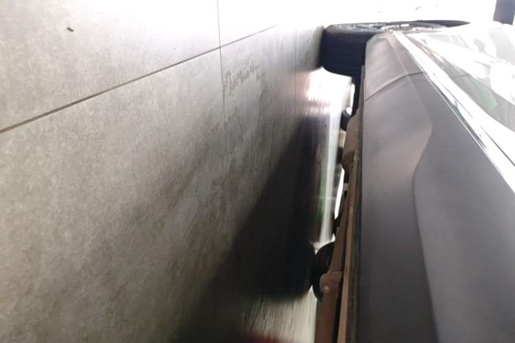 Used Wuling Xingguang S 2024 130 km Flagship Version Left Side Sill