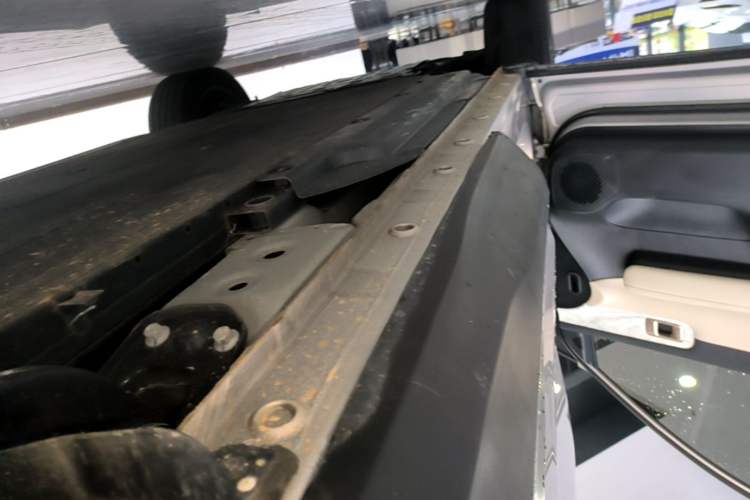 Used Wuling Xingguang S 2024 510 km Flagship Version Left Side Sill