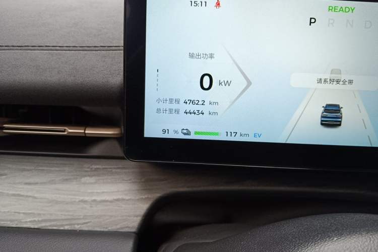 Used Wuling Xingguang S 2024 130 km Flagship Version Odometer Close Up