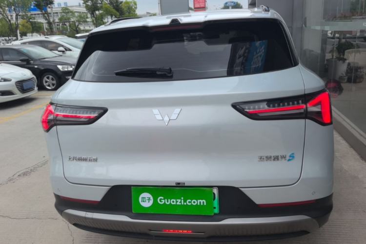 Used Wuling Xingguang S 2024 130 km Flagship Version Rear