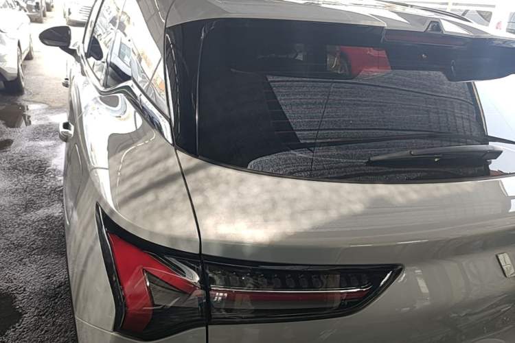 Used Wuling Xingguang S 2024 130 km Flagship Version Rear Left 45 Deg