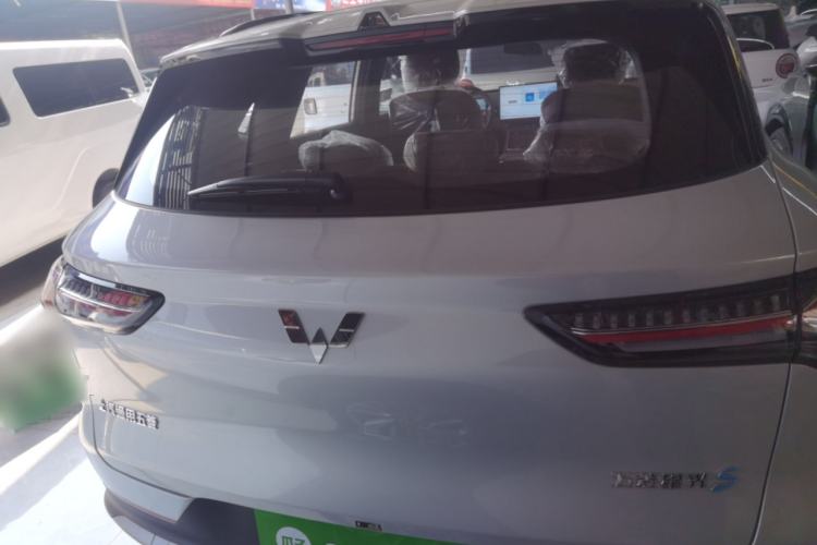 Used Wuling Xingguang S 2024 130km Flagship Version Rear
