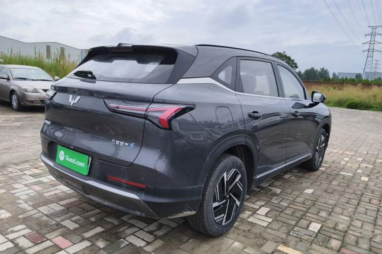 Used Wuling Xingguang S 2024 130 km Flagship Version Rear Right 45 Deg