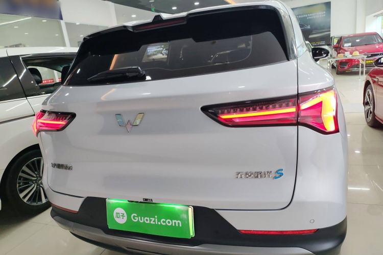 Used Wuling Xingguang S 2024 130km Flagship Version Rear