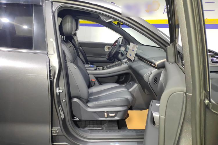 Used Wuling Xingguang S 2024 130 km Flagship Version Right Front Seat
