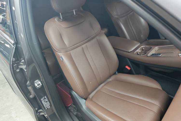 Used Wuling Xingguang S 2024 510 km Flagship Version Right Front Seat