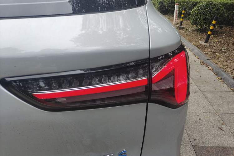 Used Wuling Xingguang S 2024 510 km Flagship Version Right Rear Taillight