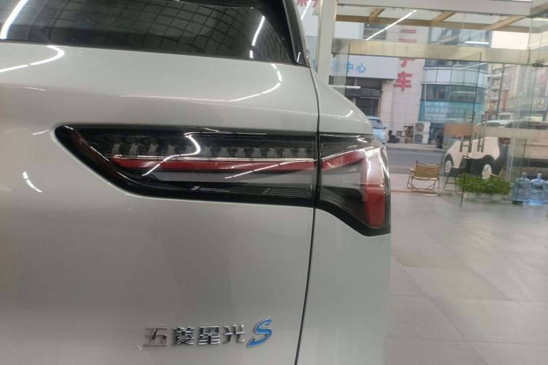 Used Wuling Xingguang S 2024 130 km Flagship Version Right Rear Taillight