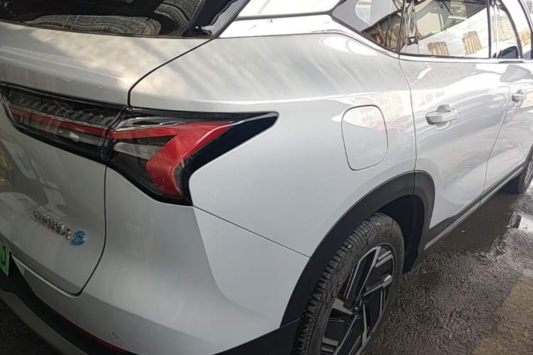 Used Wuling Xingguang S 2024 130 km Flagship Version Right Rear Taillight