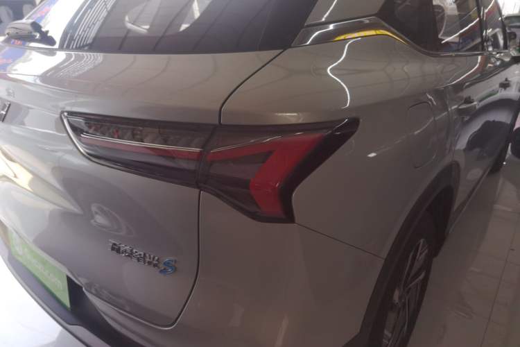 Used Wuling Xingguang S 2024 130km Flagship Version Right Rear Taillight