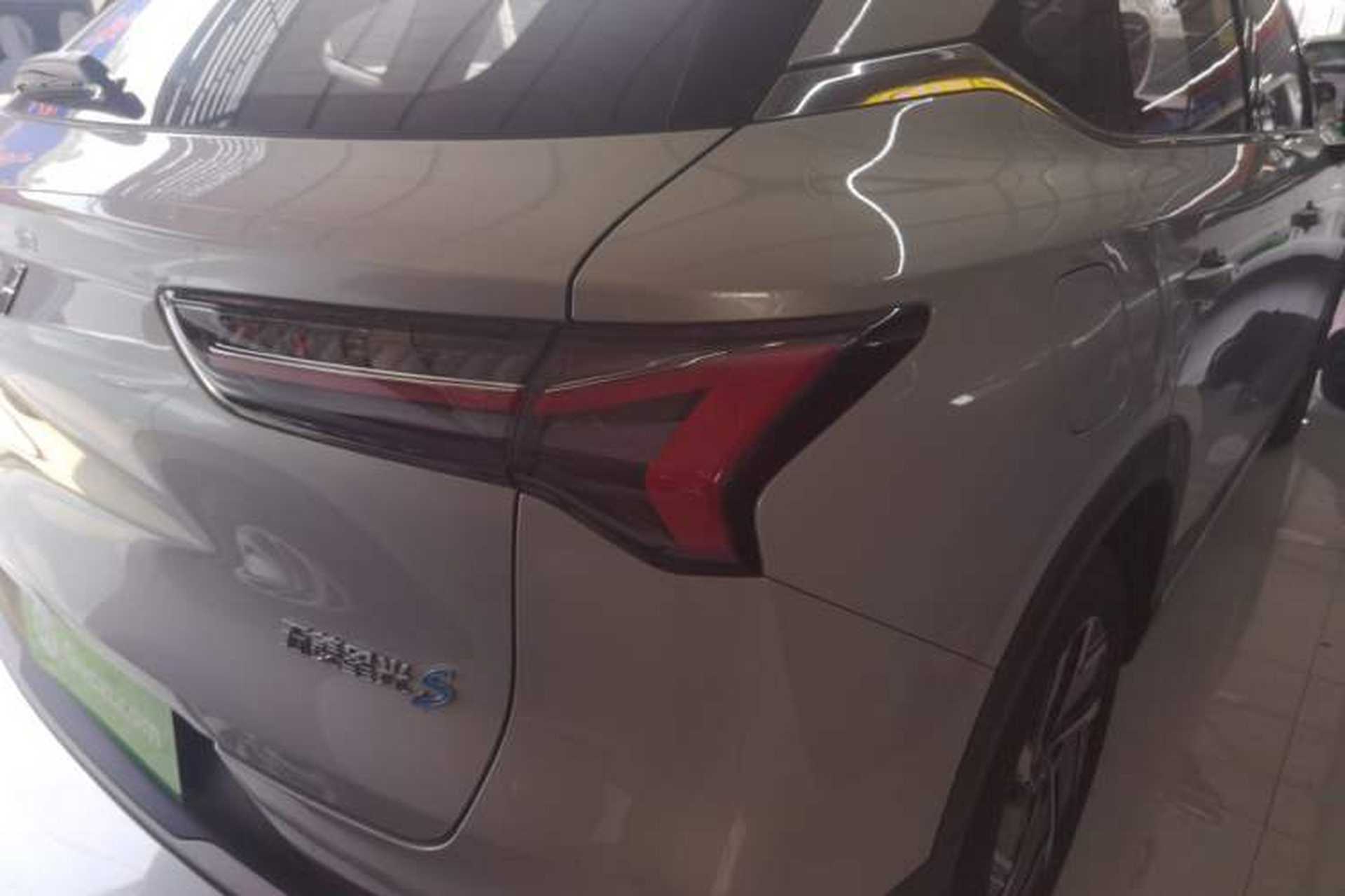 Used Wuling Xingguang S 2024 130km Flagship Version Right Rear Taillight