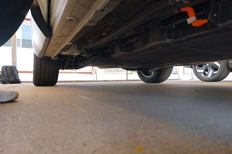 Used Wuling Xingguang S 2024 130 km Flagship Version Right Side Sill