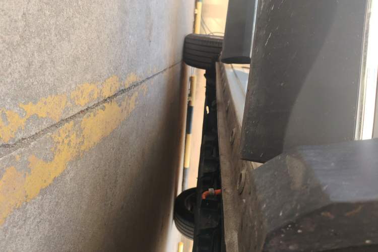 Used Wuling Xingguang S 2024 130 km Flagship Version Right Side Sill