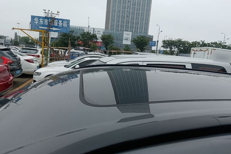 Used Wuling Xingguang S 2024 130 km Flagship Version Roof