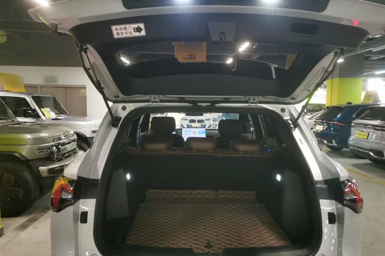 Used Wuling Xingguang S 2024 130km Flagship Version Trunk