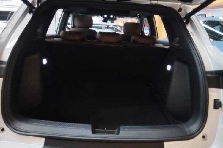 Used Wuling Xingguang S 2024 510 km Flagship Version Trunk