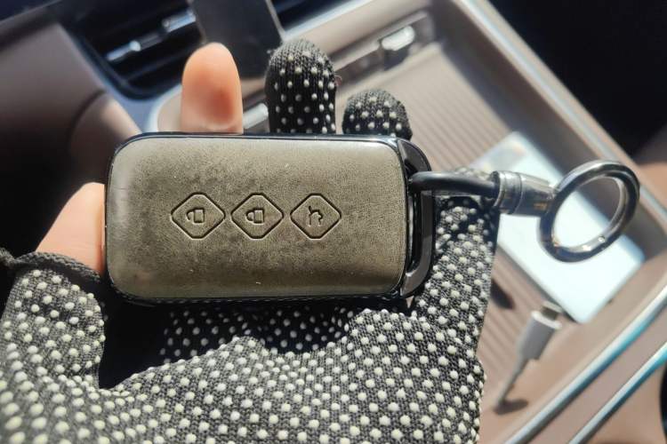 Used Wuling Xingguang S 2024 130 km Flagship Version Vehicle Key