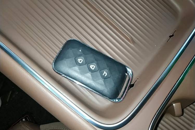 Used Wuling Xingguang S 2024 130 km Flagship Version Vehicle Key