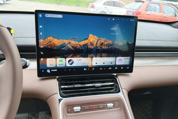 Used Wuling Xingguang S 2024 130 km Flagship Version Audio And AC Panel