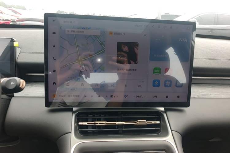Used Wuling Xingguang S 2024 510 km Flagship Version Audio And AC Panel