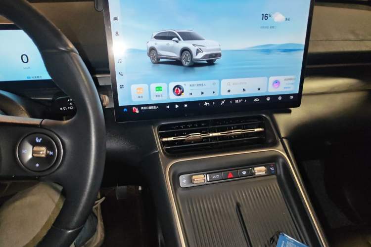 Used Wuling Xingguang S 2024 510km Flagship Edition Audio And AC Panel