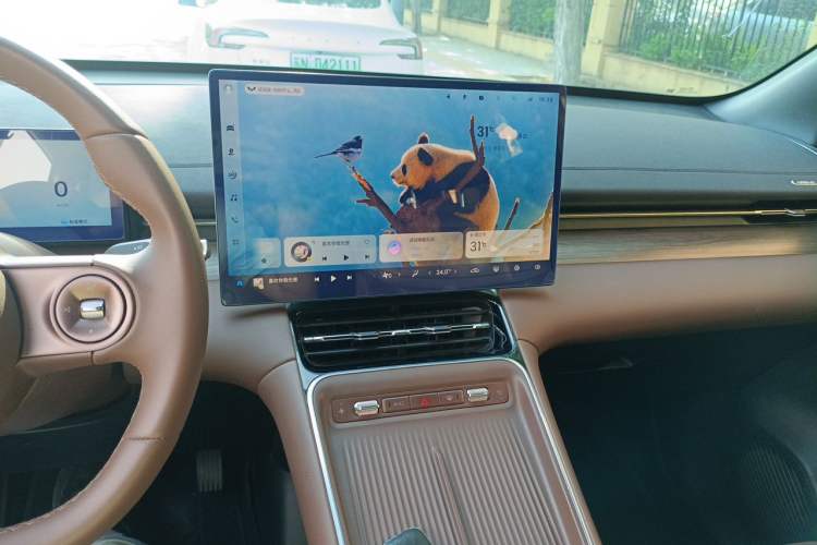 Used Wuling Xingguang S 2024 510 km Flagship Version Audio And AC Panel