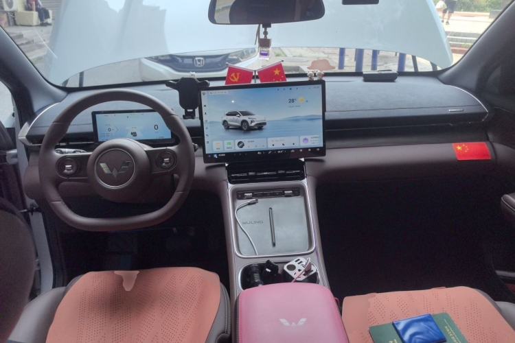 Used Wuling Xingguang S 2024 510 km Flagship Version Center Console