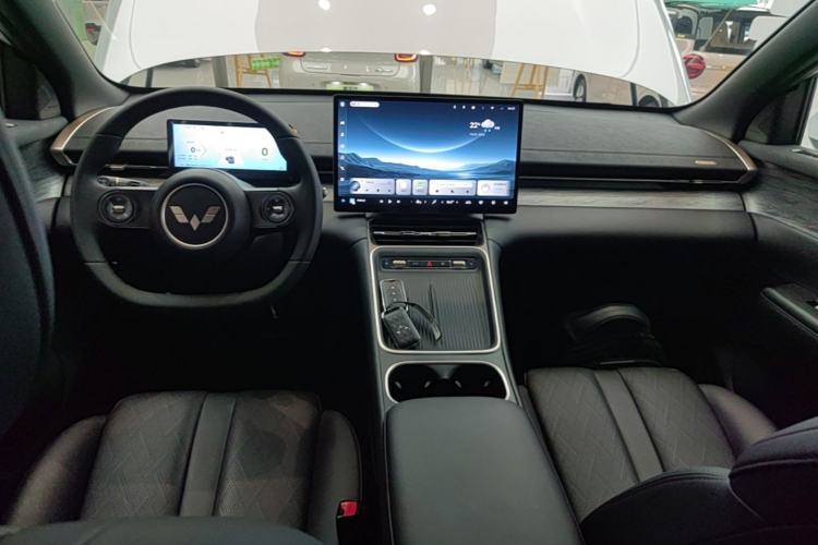 Used Wuling Xingguang S 2024 130 km Flagship Version Center Console