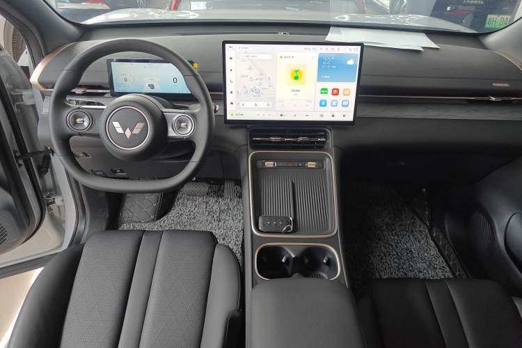 Used Wuling Xingguang S 2024 130km Flagship Version Center Console