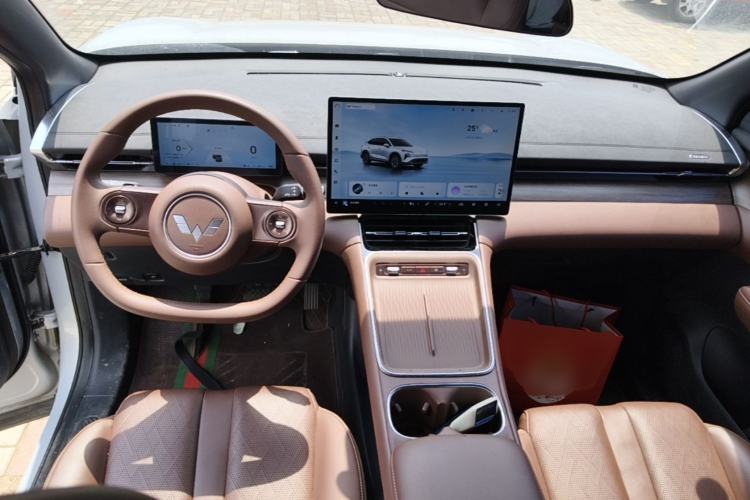 Used Wuling Xingguang S 2024 130 km Flagship Version Center Console