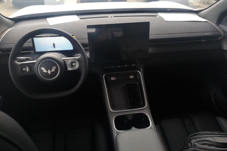 Used Wuling Xingguang S 2024 510 km Flagship Version Center Console