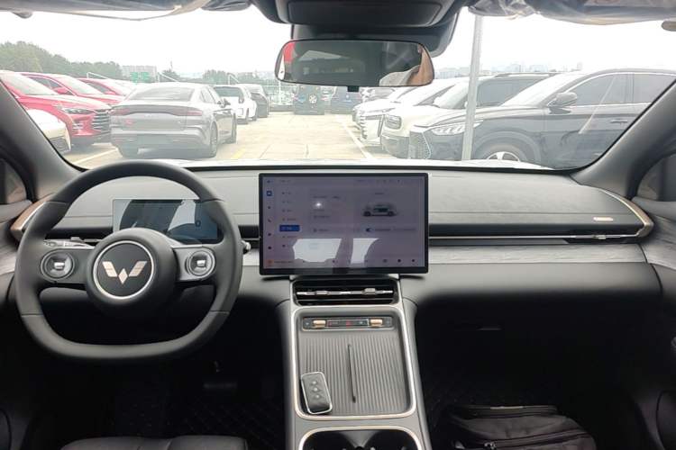 Used Wuling Xingguang S 2024 510 km Flagship Version Center Console