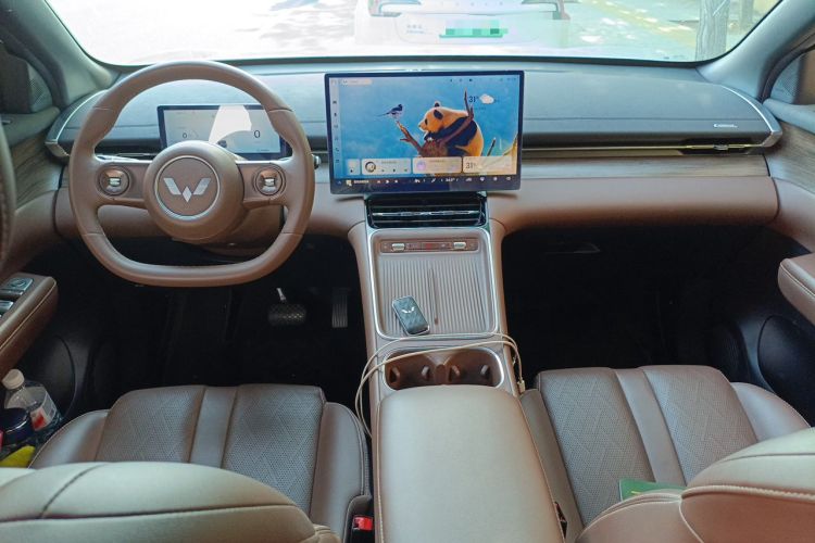 Used Wuling Xingguang S 2024 510 km Flagship Version Center Console