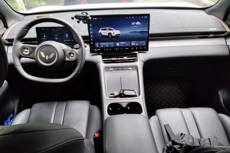 Used Wuling Xingguang S 2024 130km Flagship Version Center Console