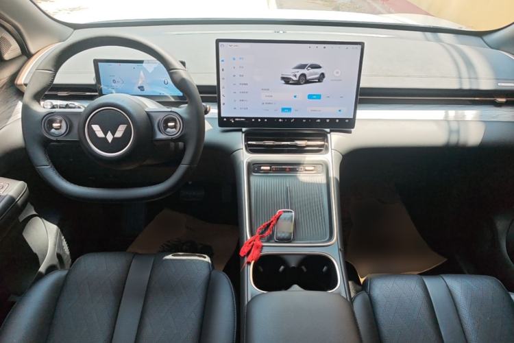 Used Wuling Xingguang S 2024 130 km Flagship Version Center Console