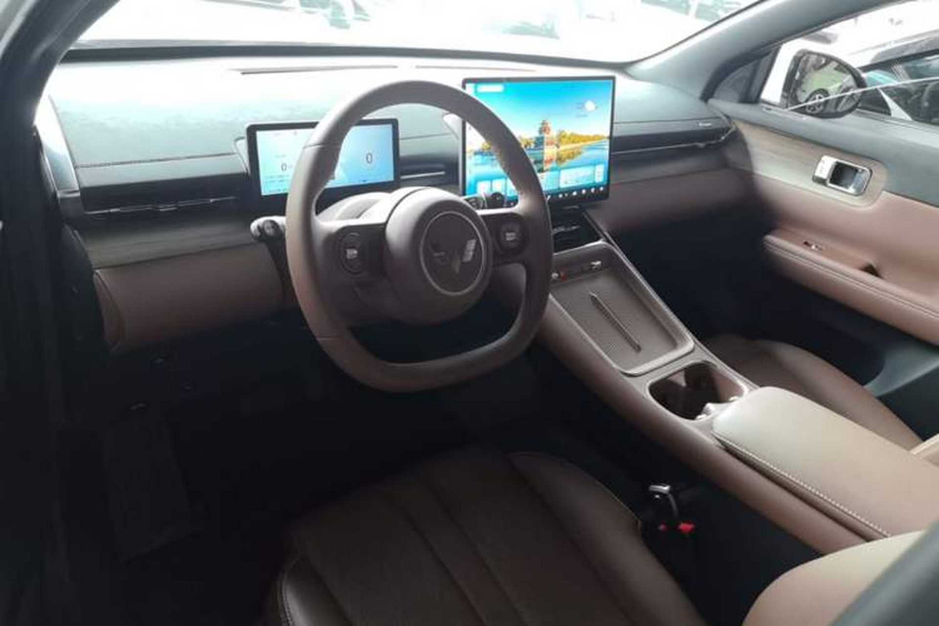 Used Wuling Xingguang S 2024 130km Flagship Version Center Console