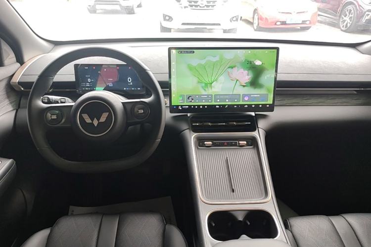 Used Wuling Xingguang S 2024 130km Flagship Version Center Console