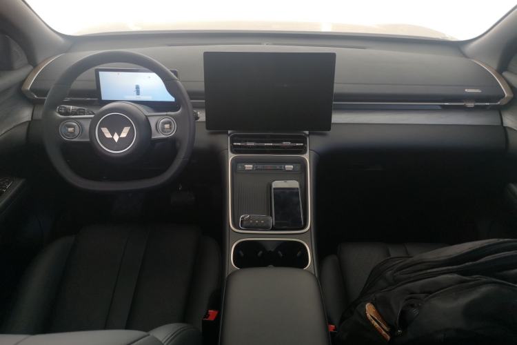 Used Wuling Xingguang S 2024 130 km Flagship Version Center Console