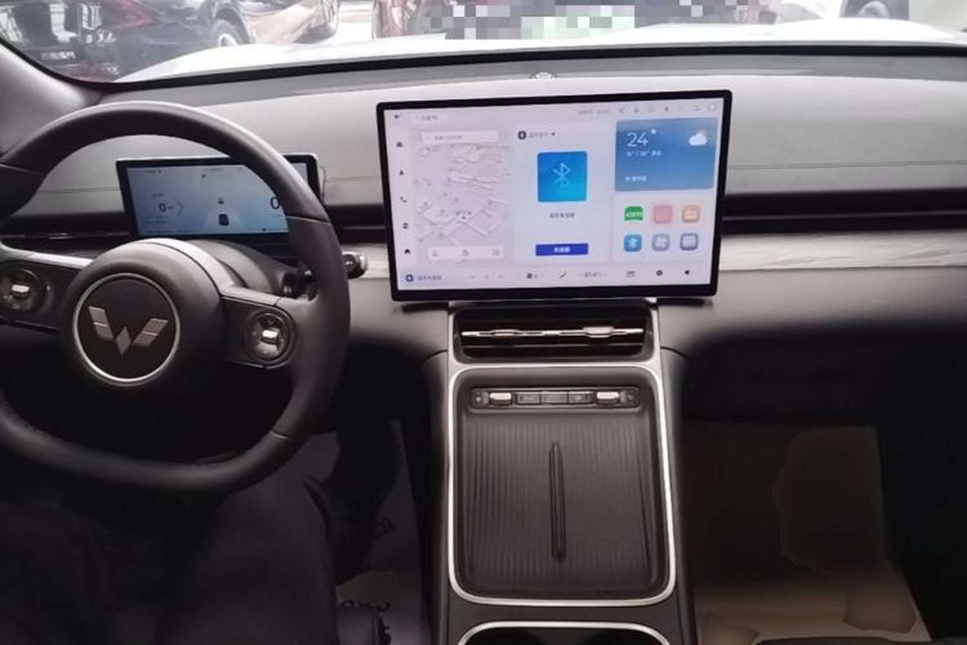 Used Wuling Xingguang S 2024 130 km Flagship Version Center Console