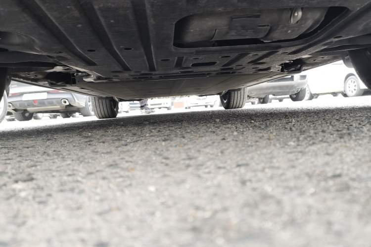 Used Wuling Xingguang S 2024 510km Flagship Edition Chassis Front
