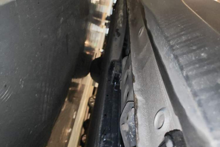 Used Wuling Xingguang S 2024 510km Flagship Edition Chassis Rear Left