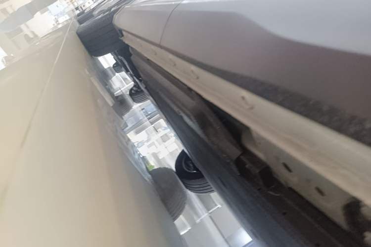 Used Wuling Xingguang S 2024 510 km Flagship Version Chassis Rear Left