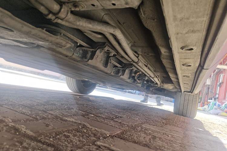 Used Wuling Xingguang S 2024 60km Advanced Version Chassis Rear Right