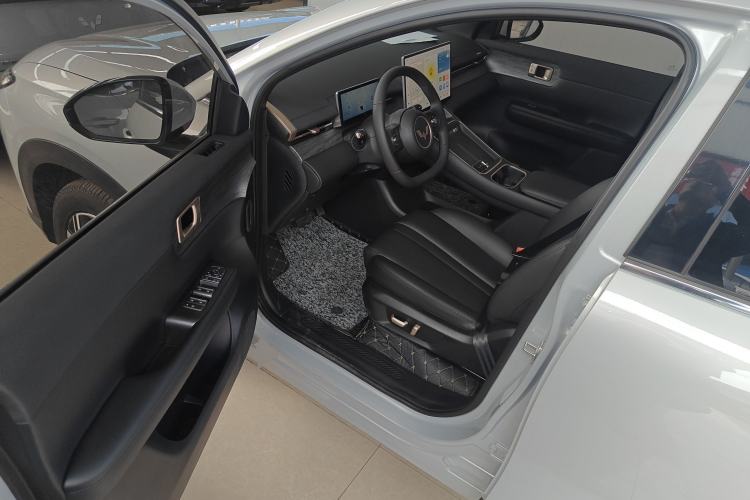 Used Wuling Xingguang S 2024 130km Flagship Version Driver Seat