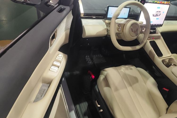 Used Wuling Xingguang S 2024 130 km Flagship Version Driver Seat